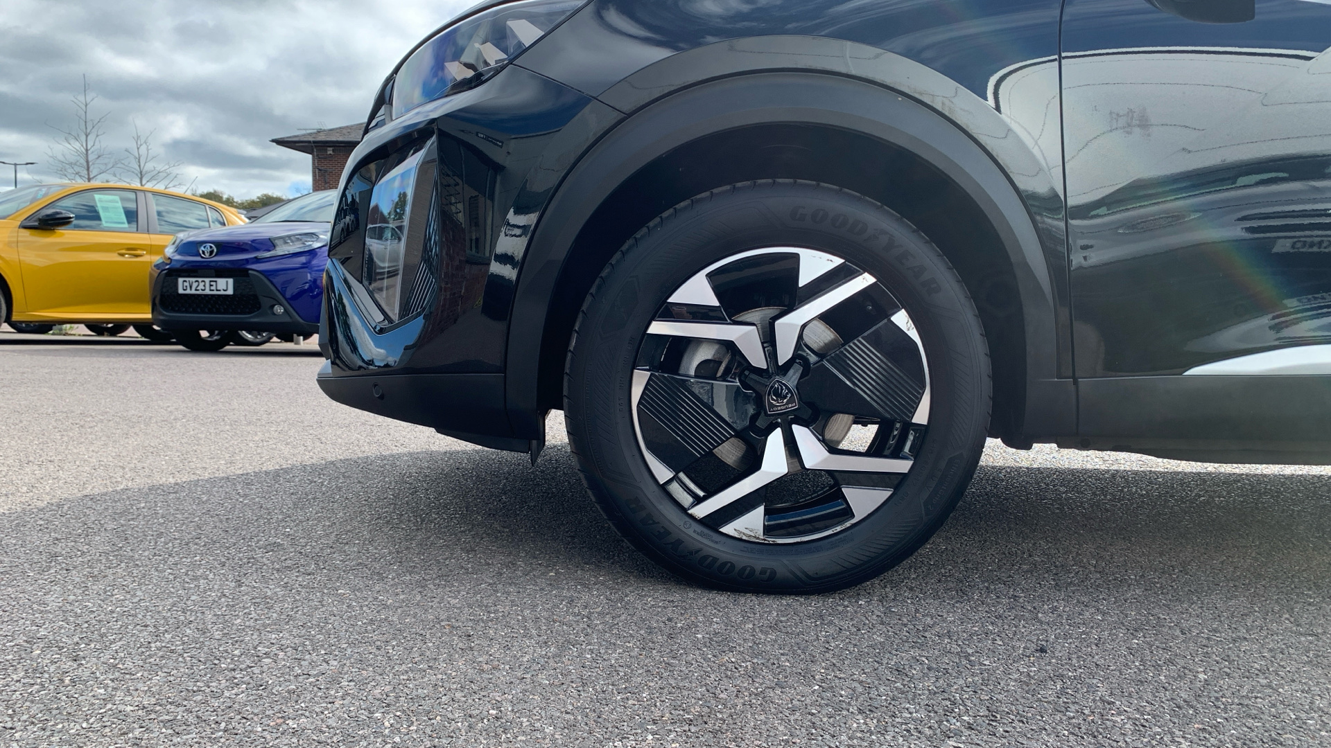 car image