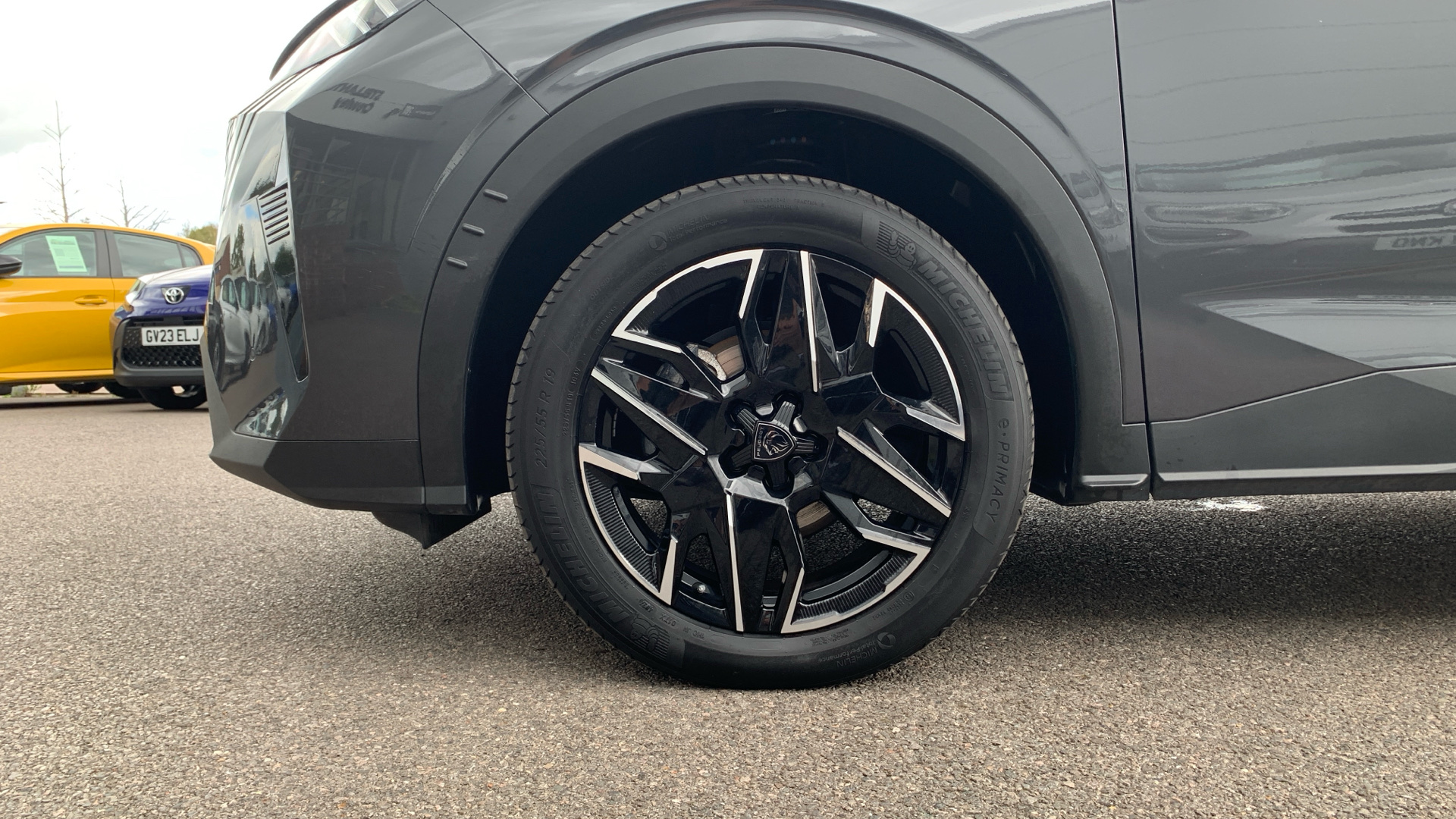 car image