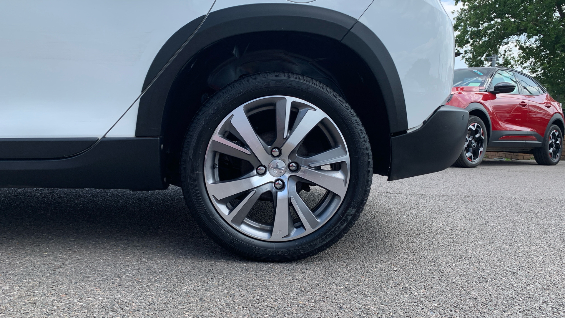 car image