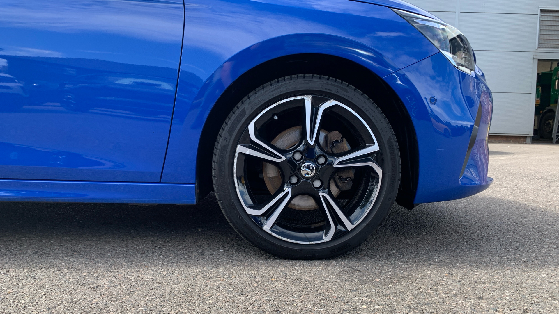 car image