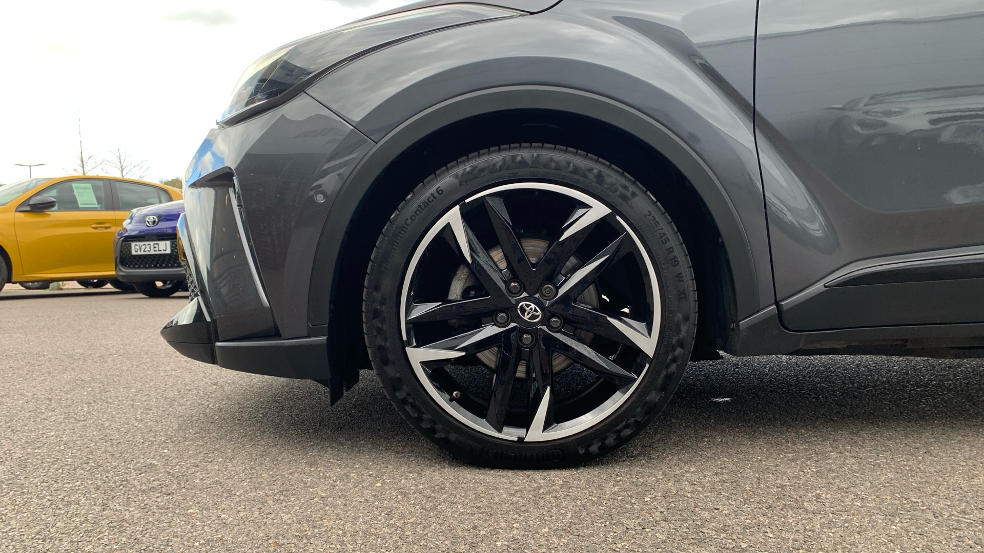 car image