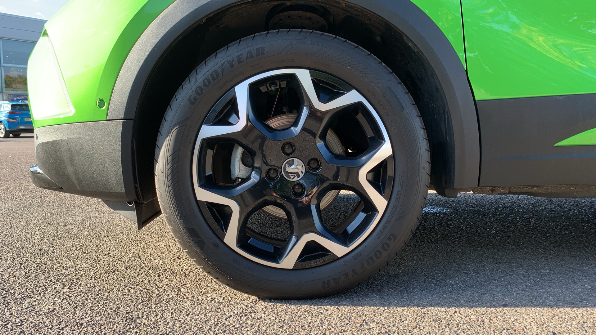 car image