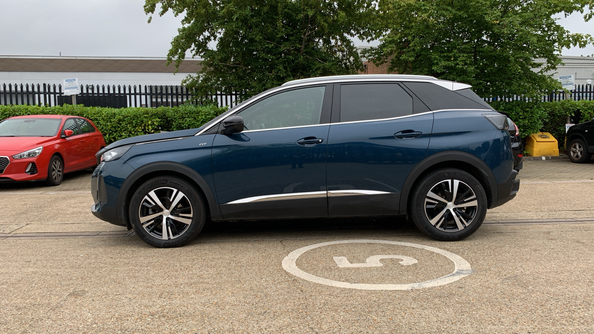 car image
