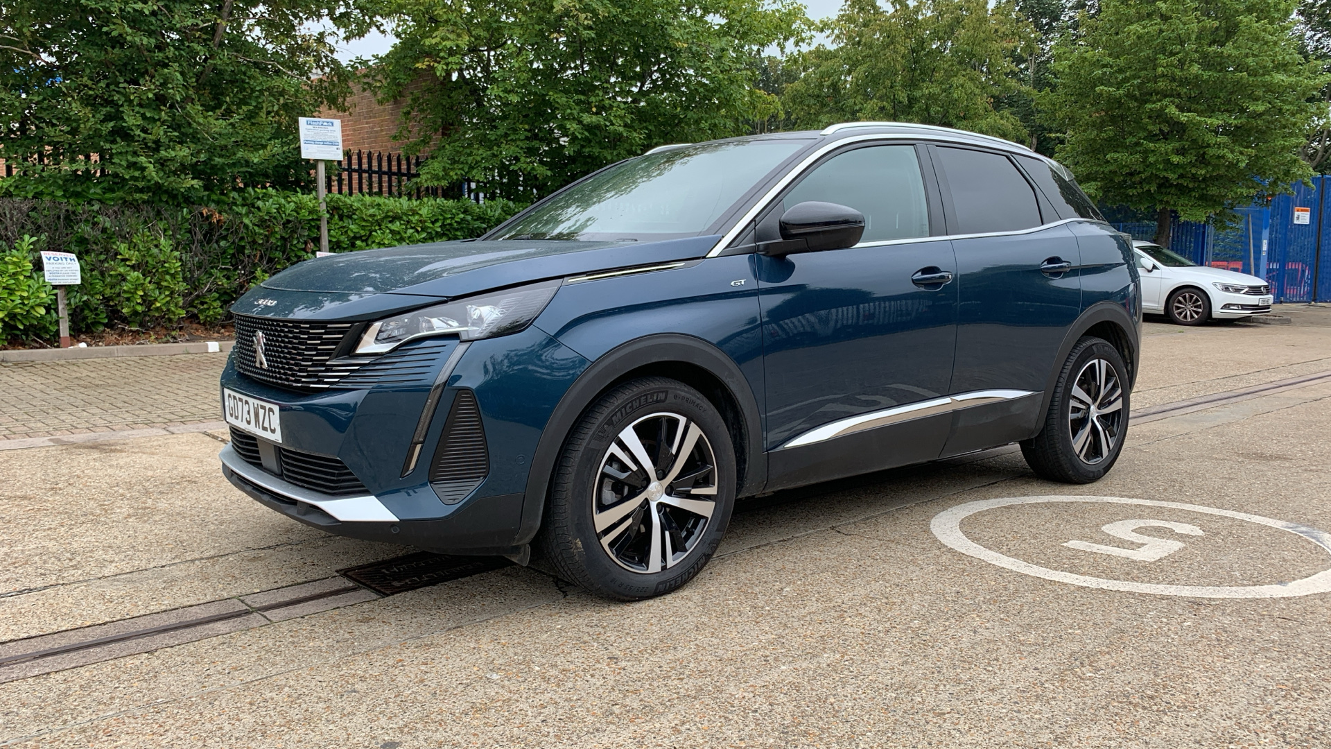 car image