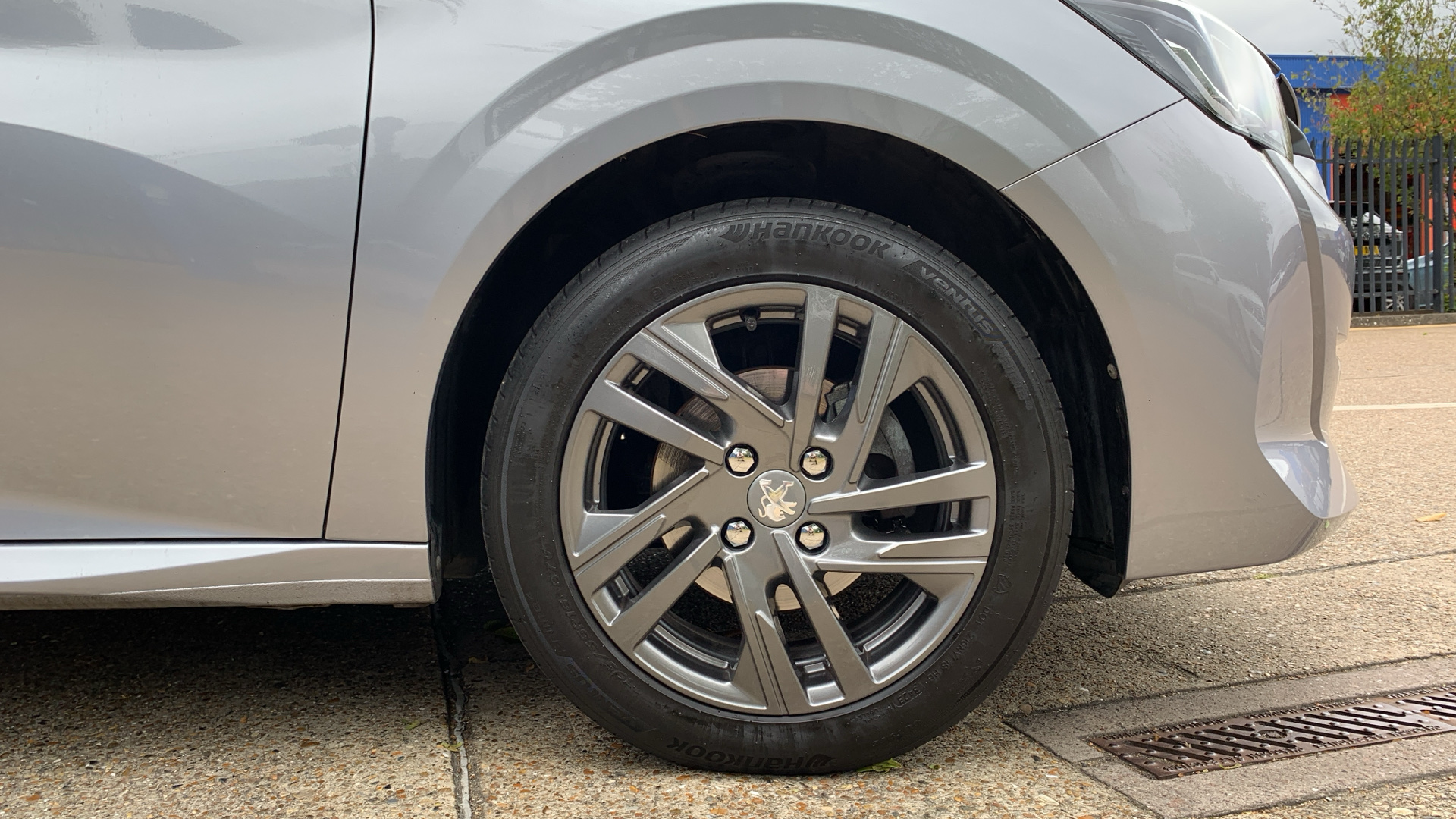 car image