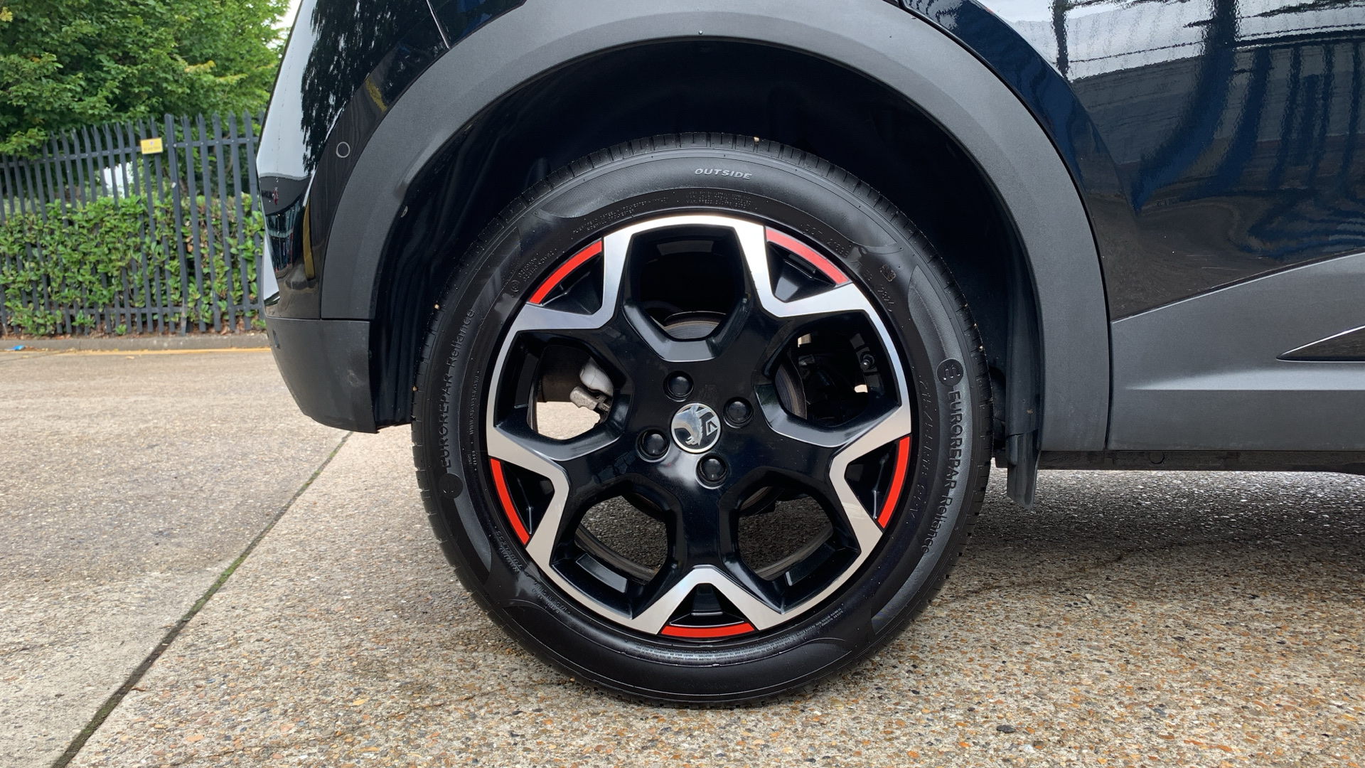 car image