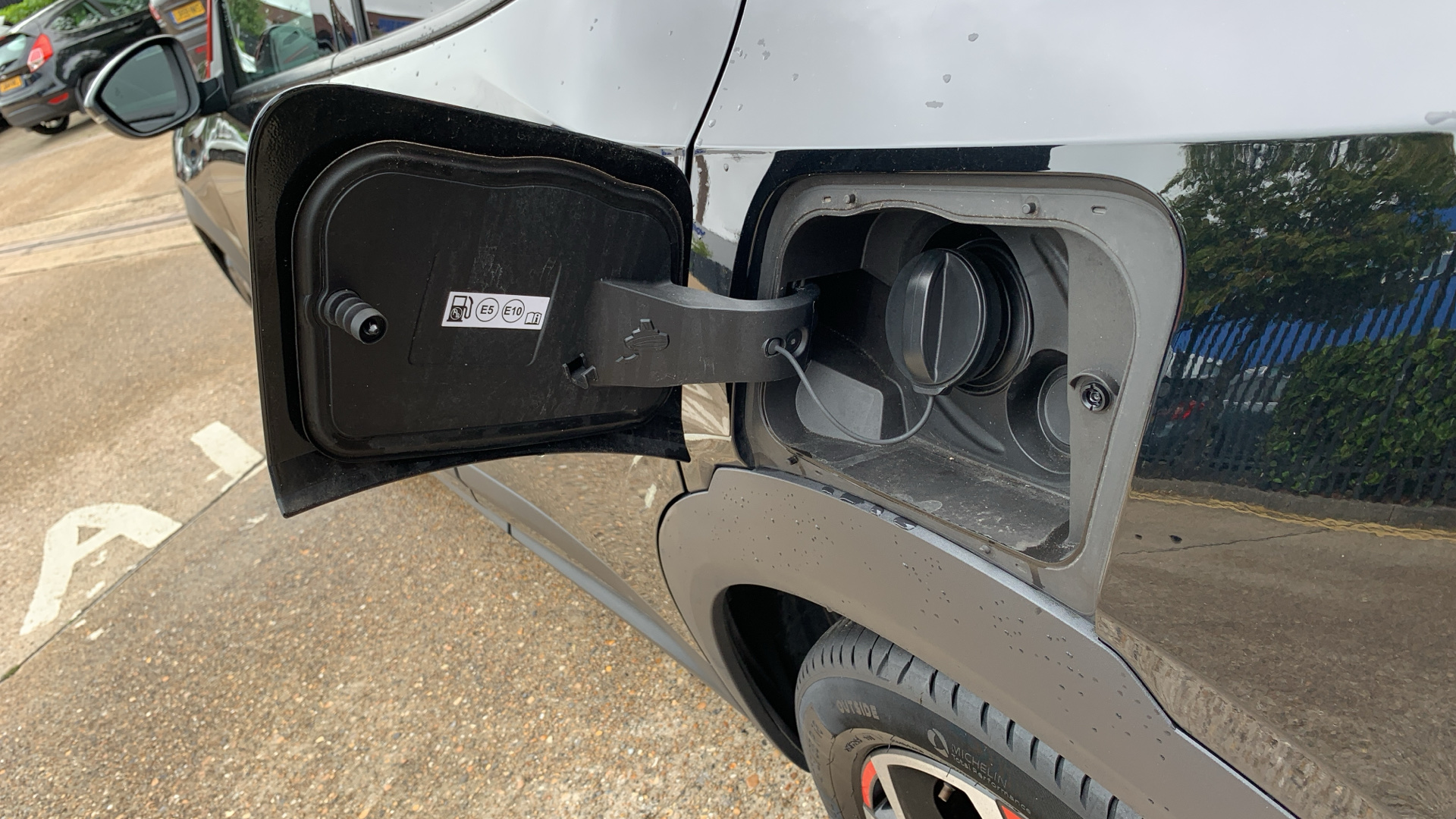 car image