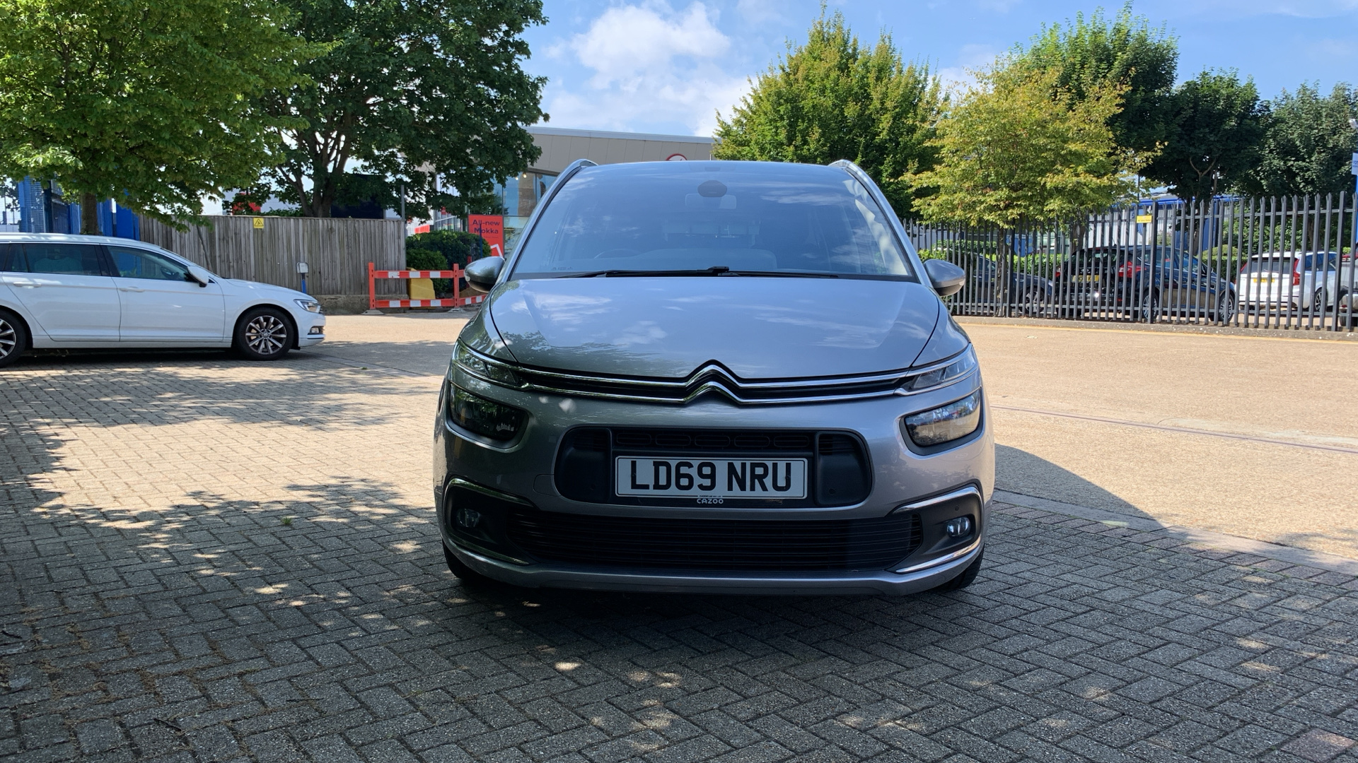 car image