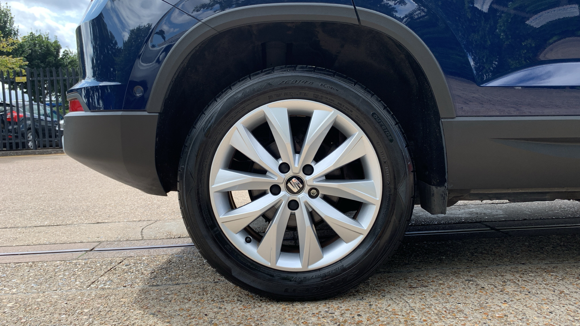 car image