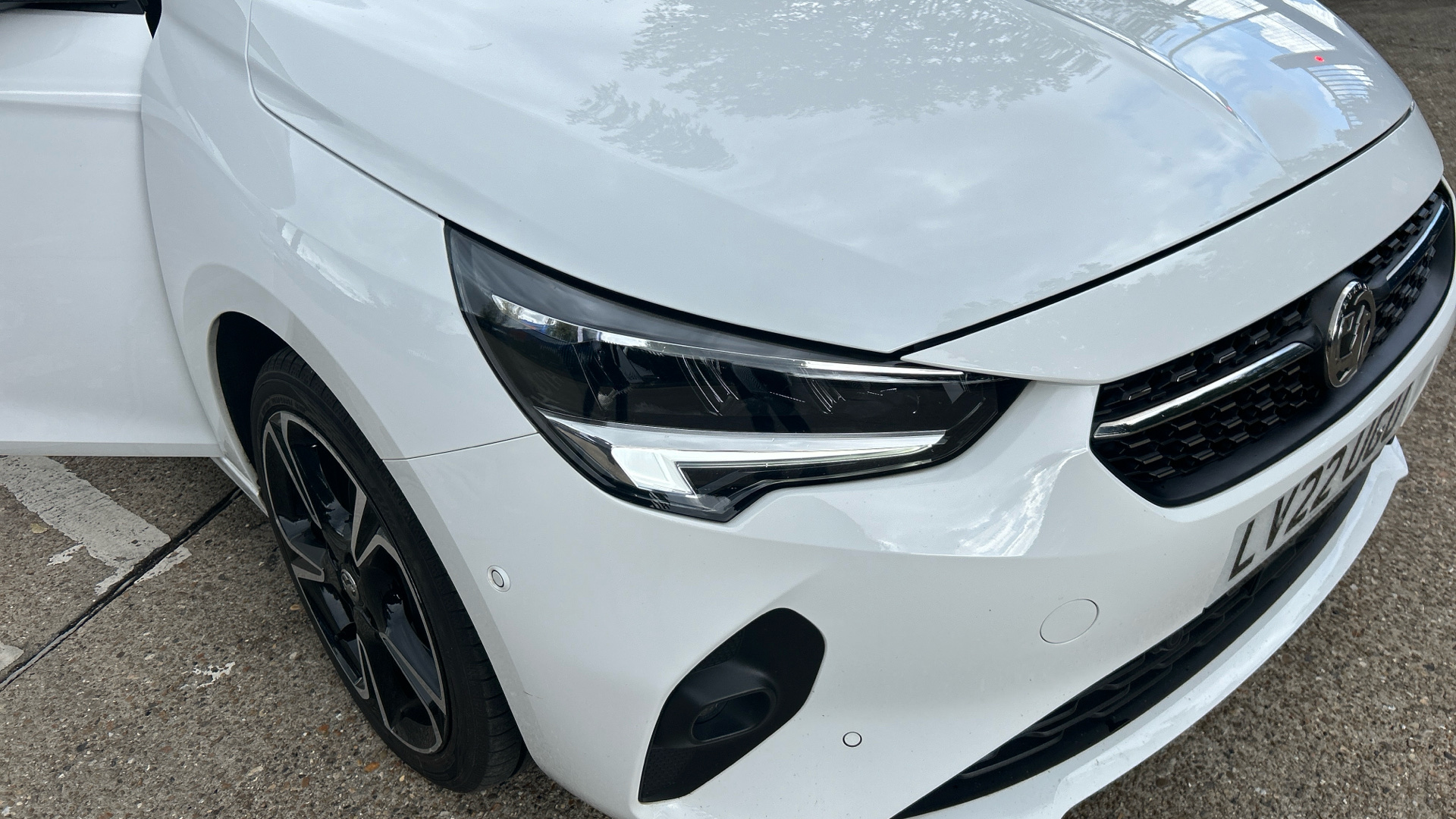 car image