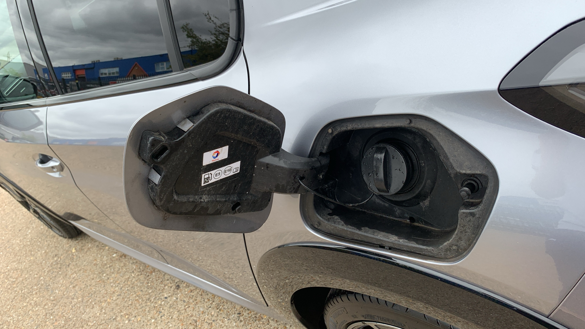 car image
