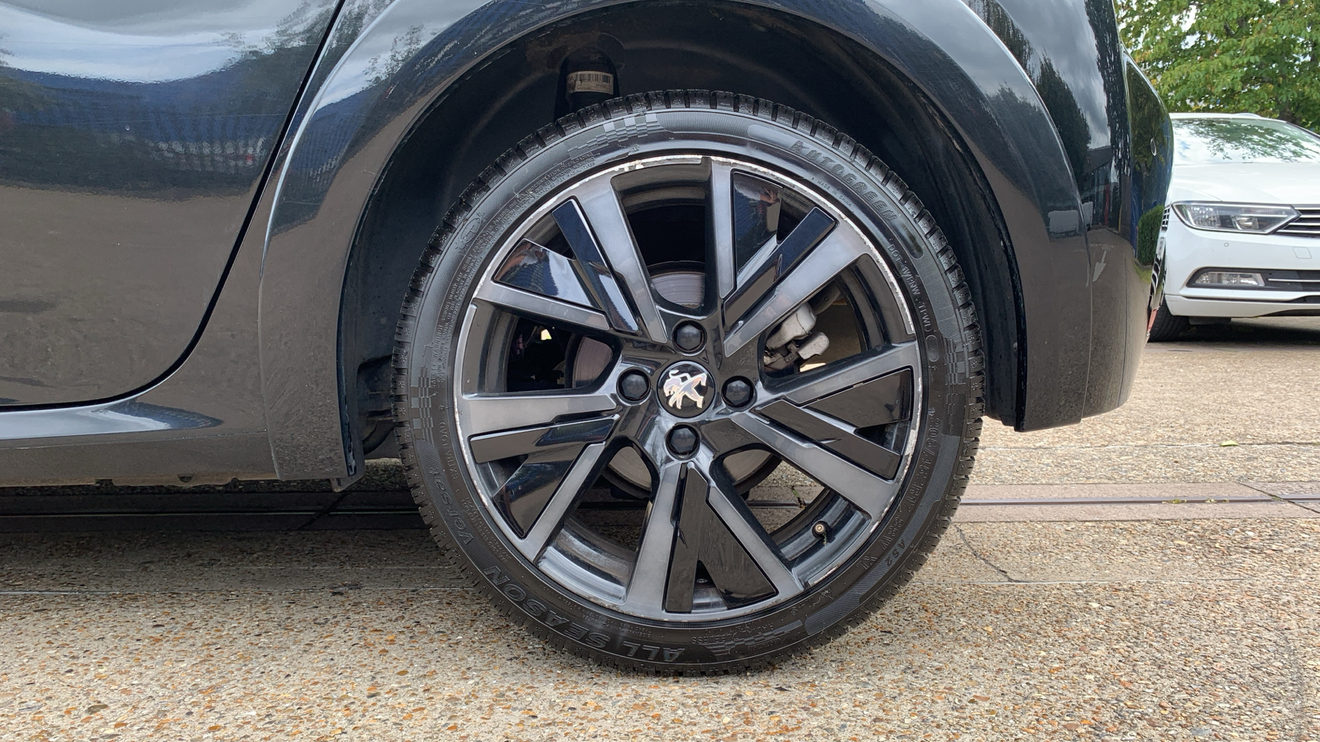 car image