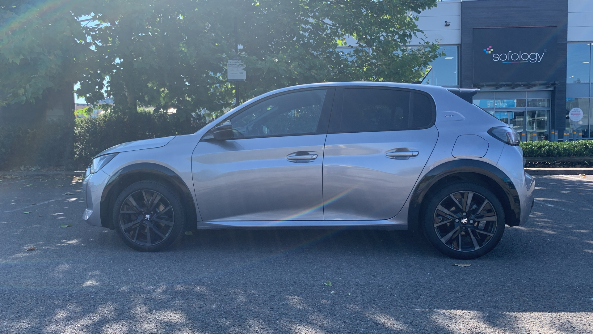 car image