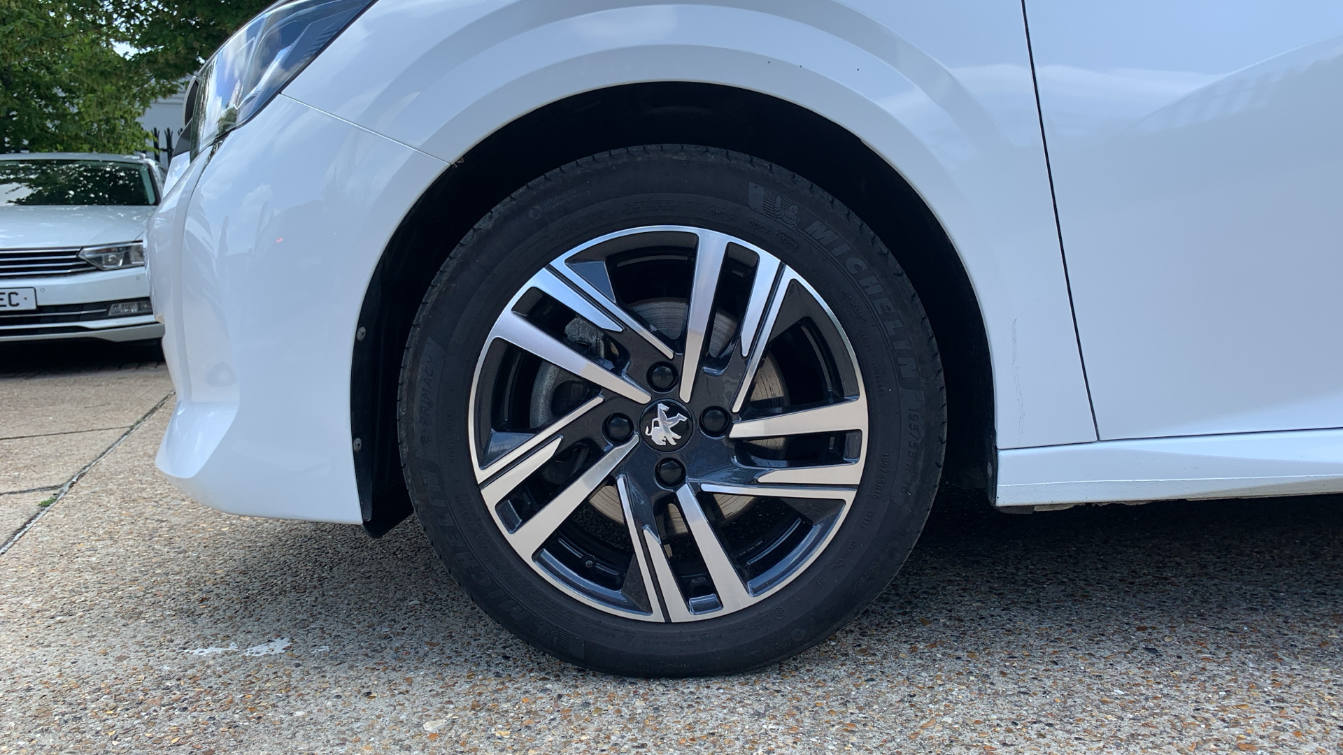 car image