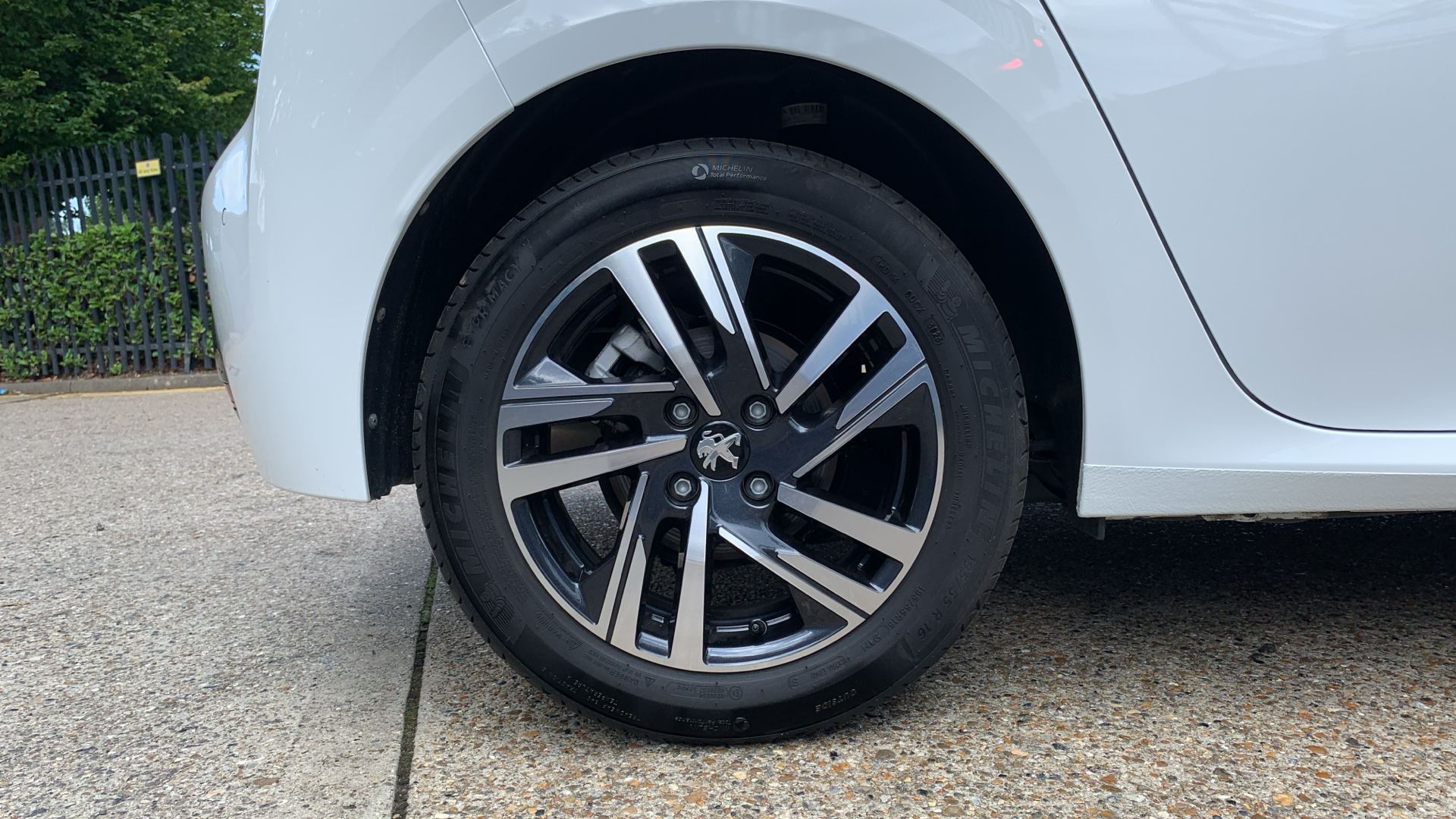 car image