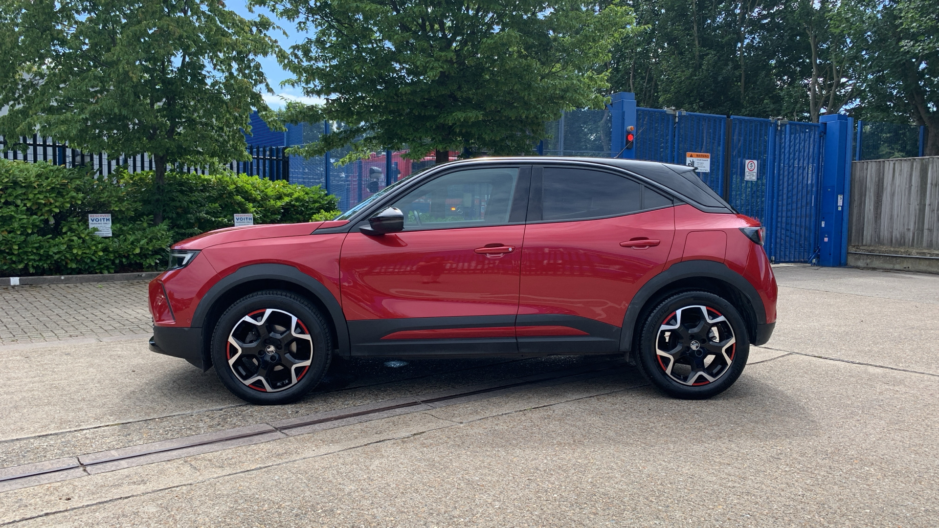 car image