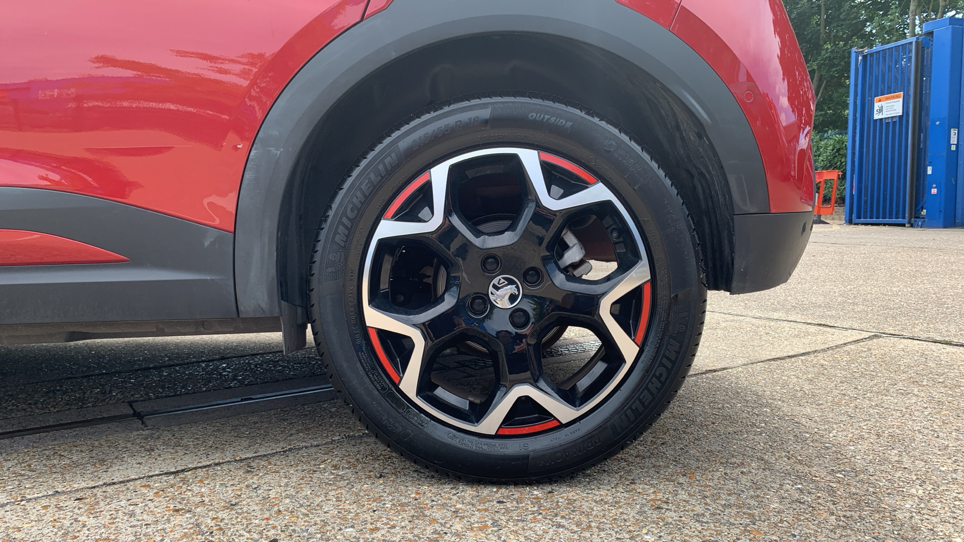 car image