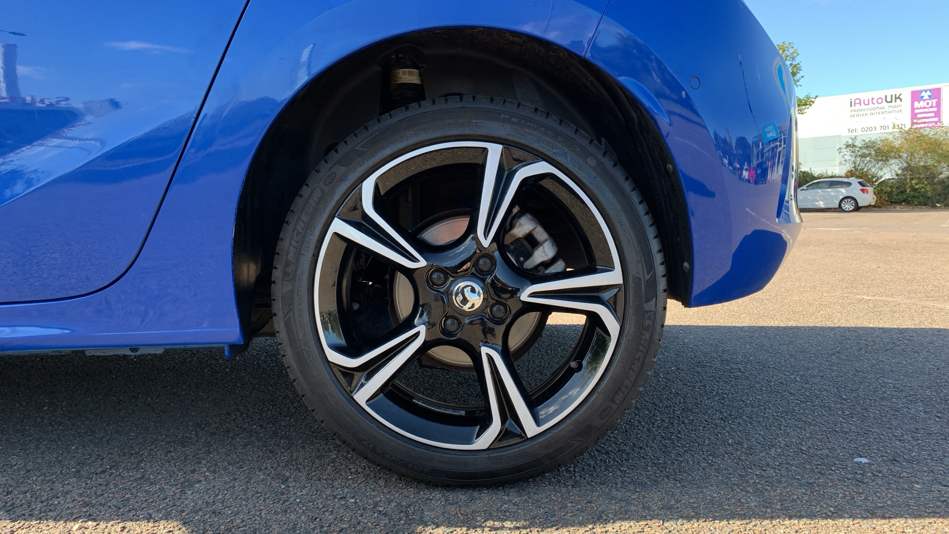 car image