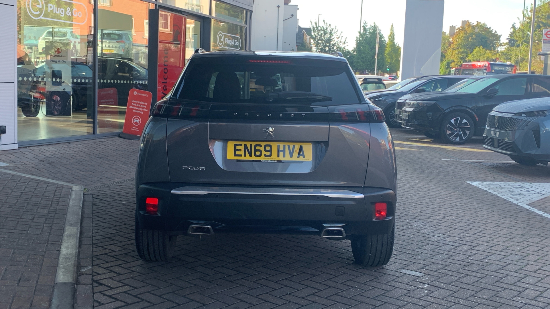 car image