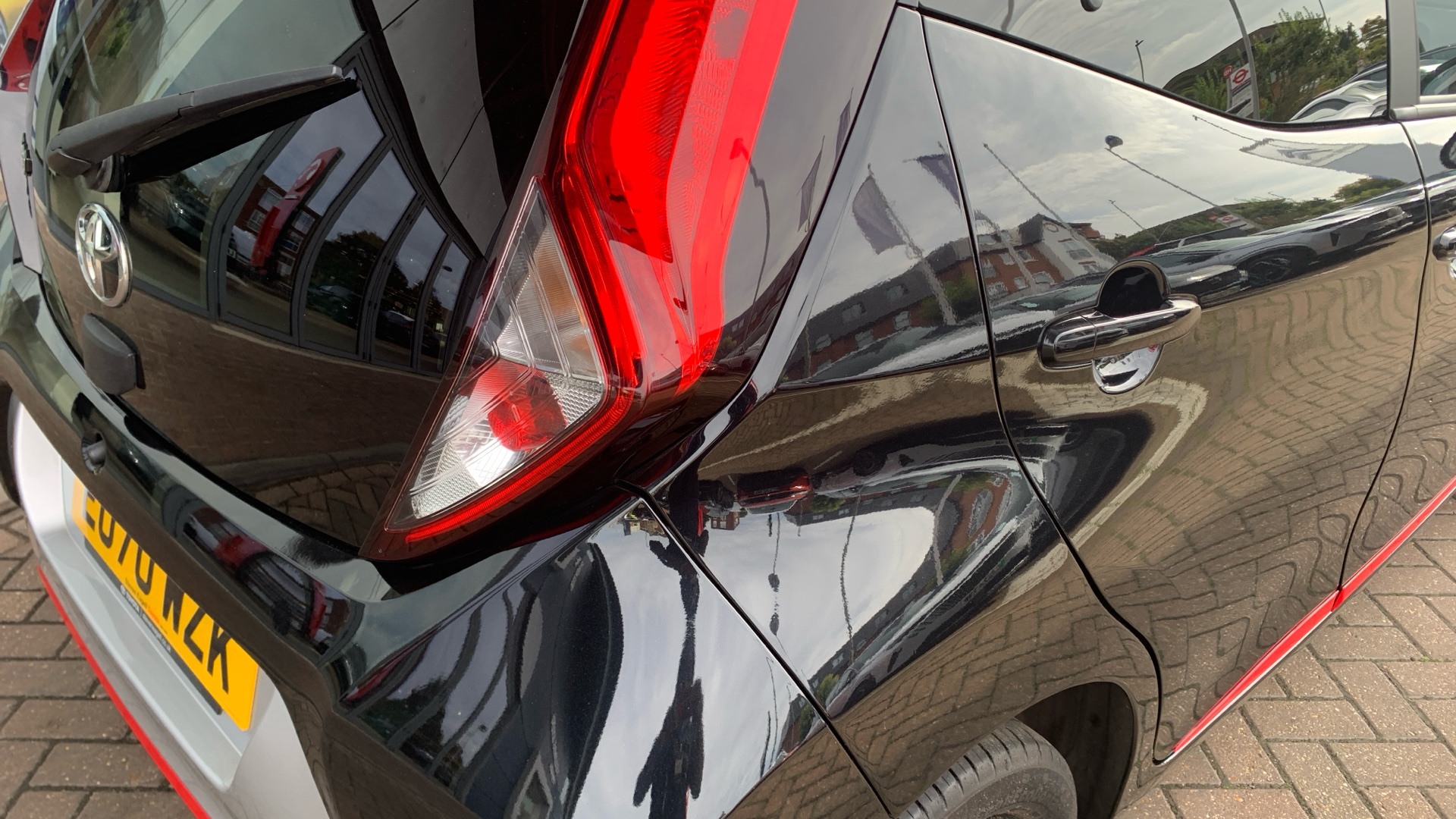 car image