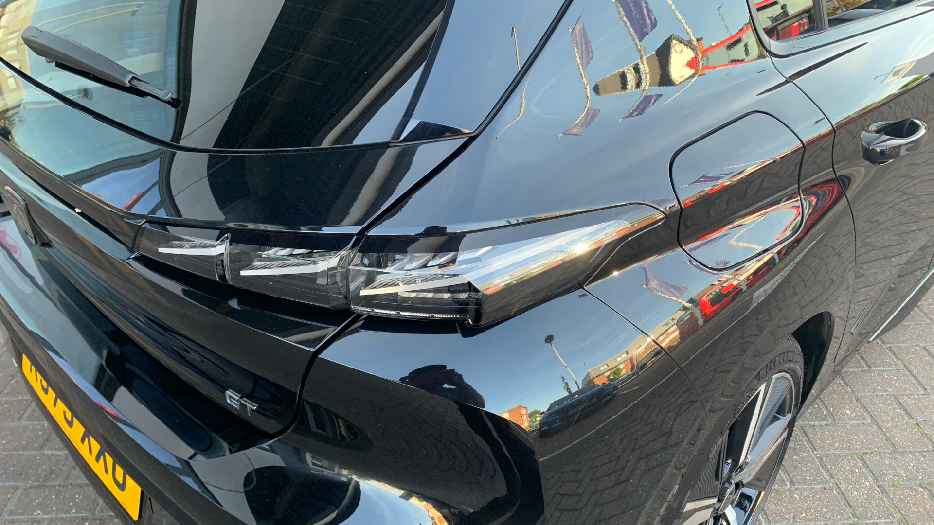 car image