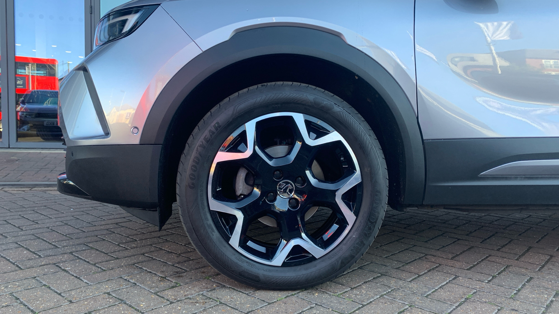 car image