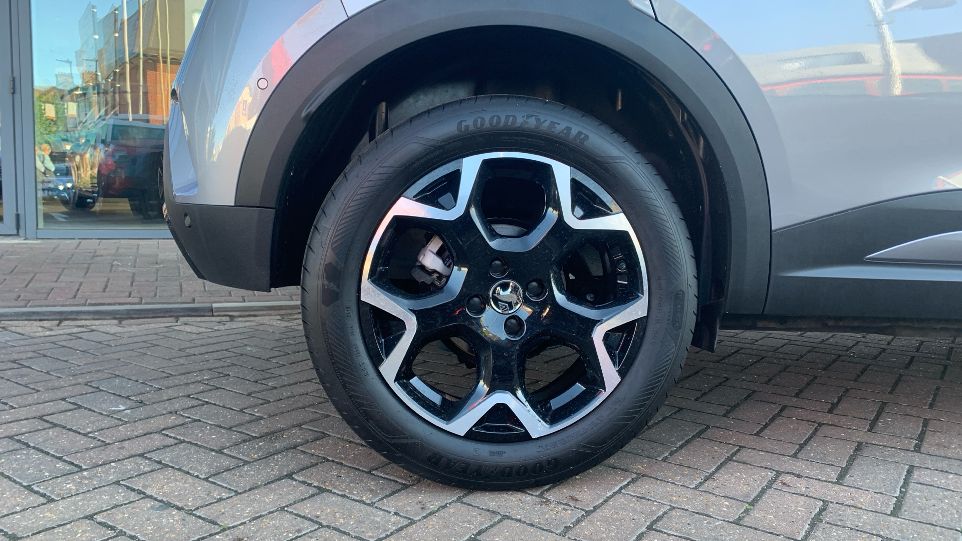 car image