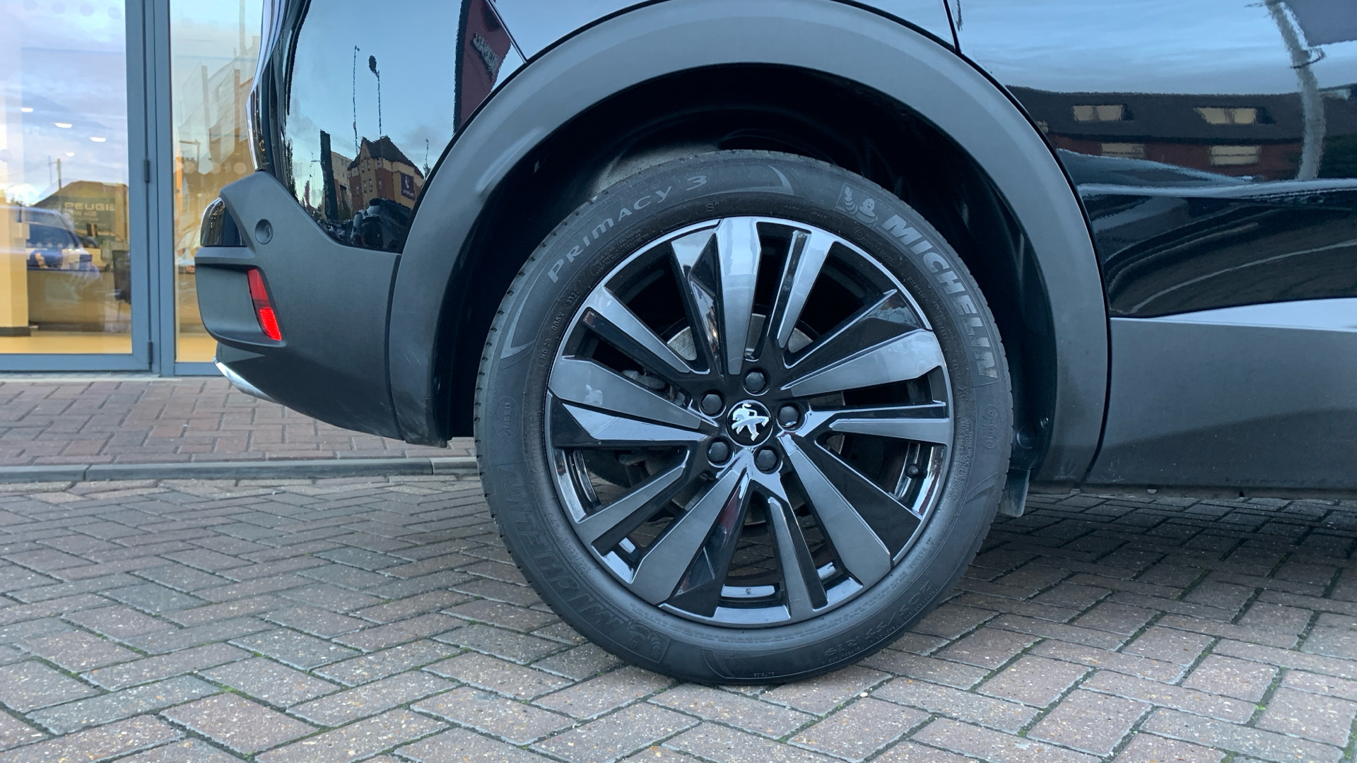 car image