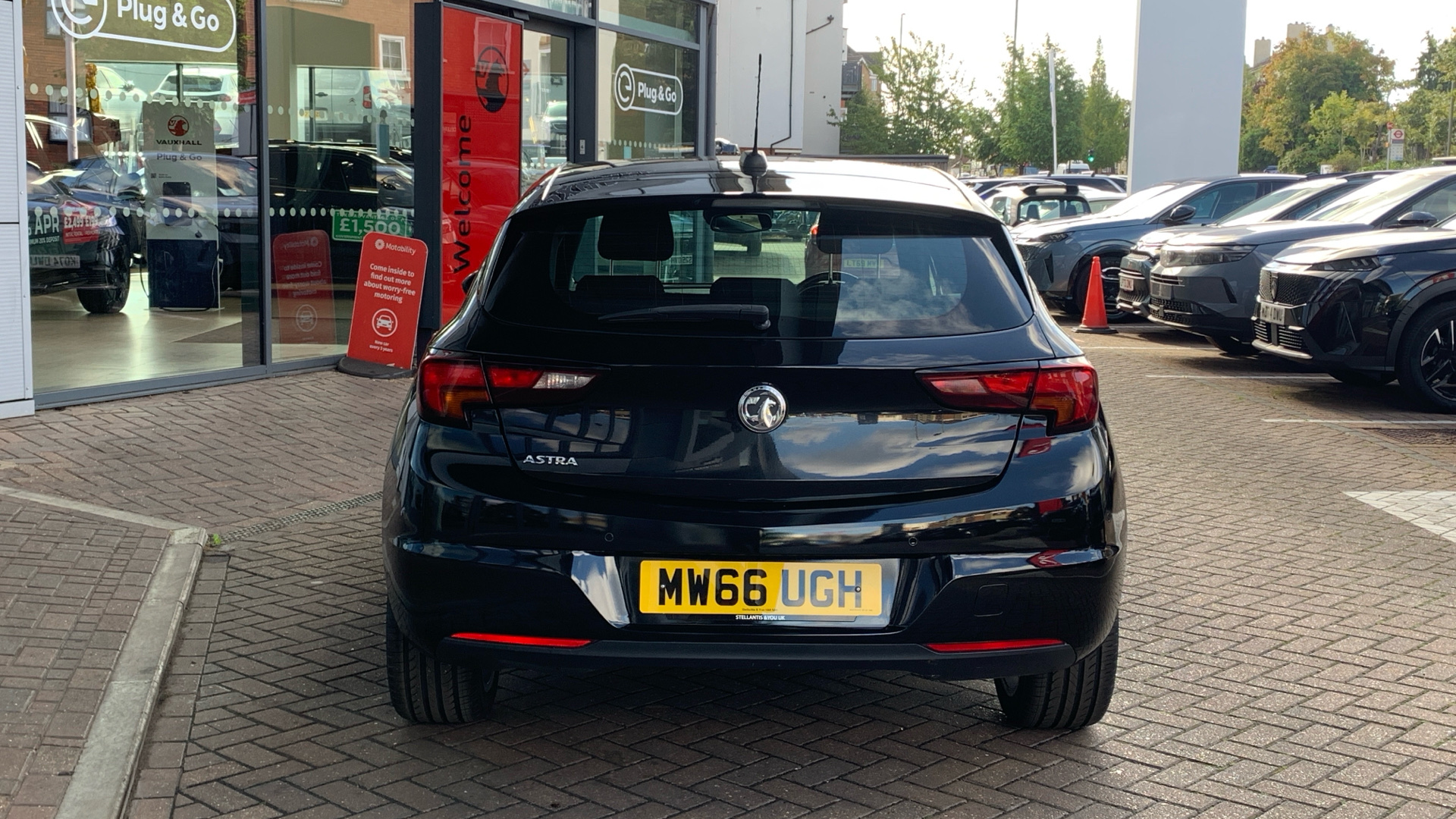 car image
