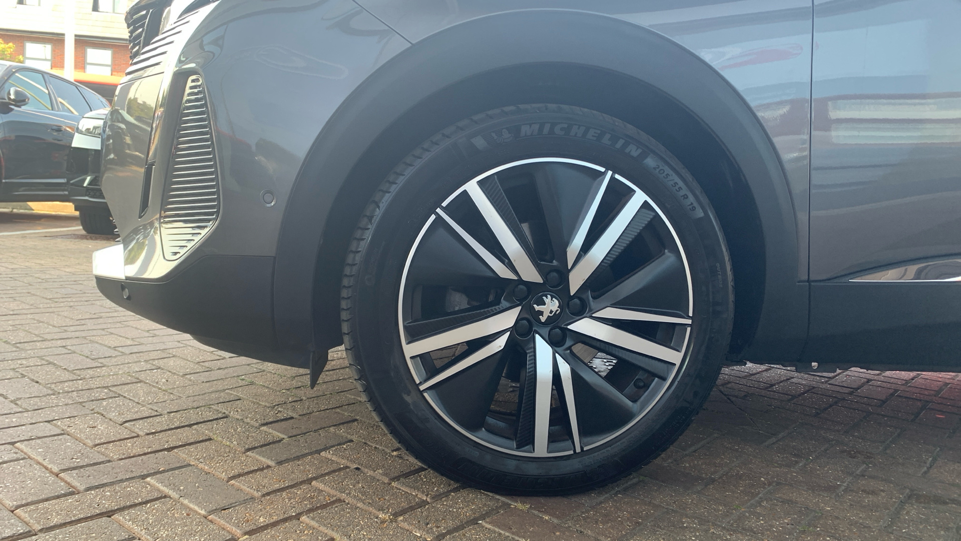 car image