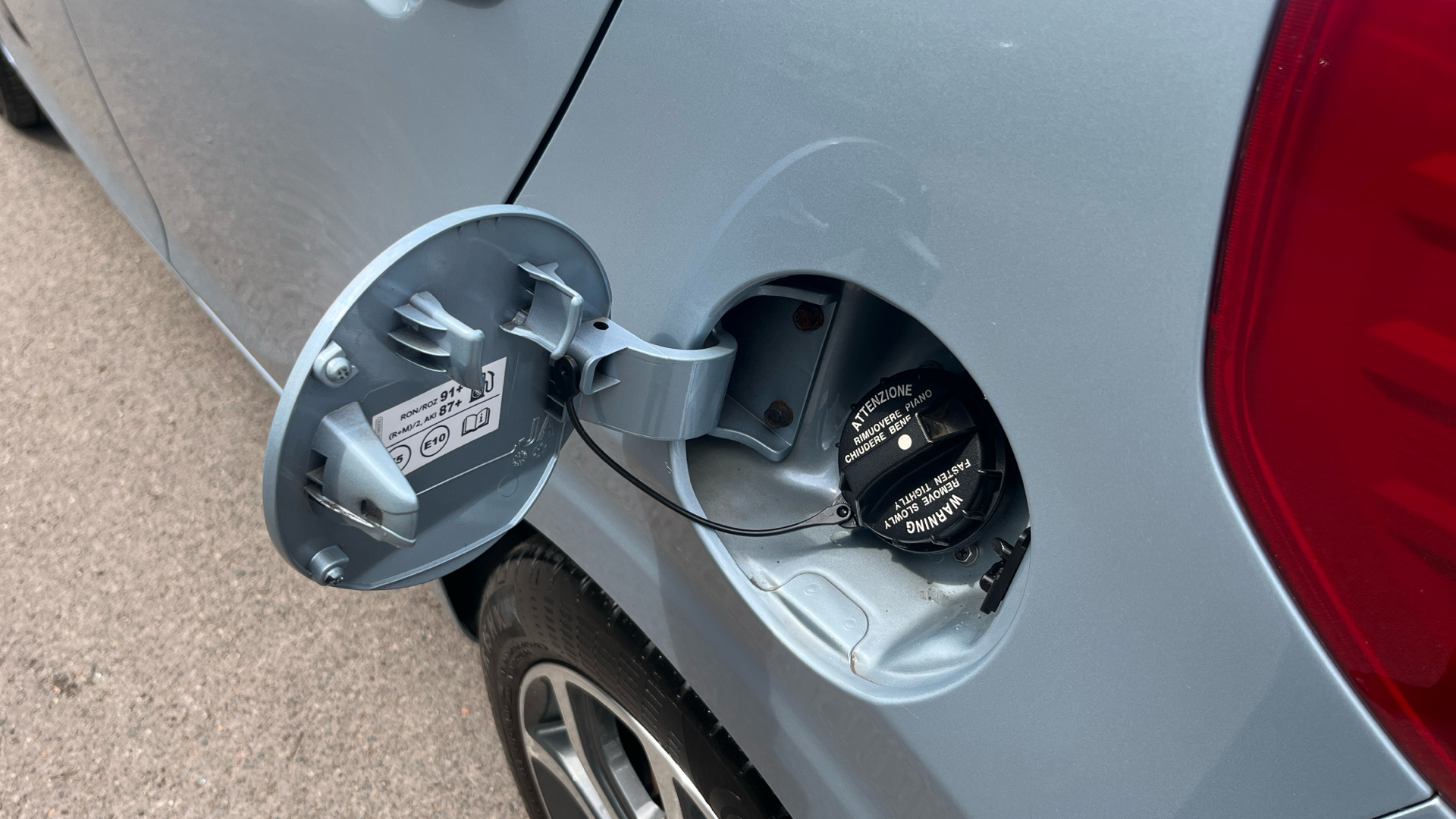 car image