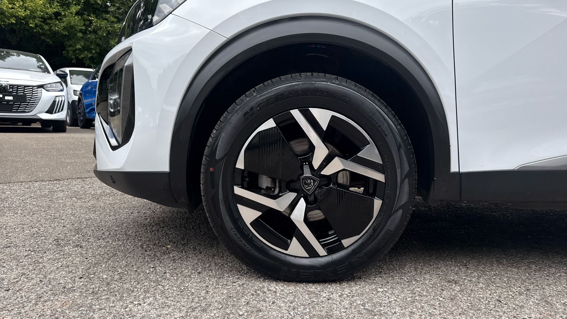 car image