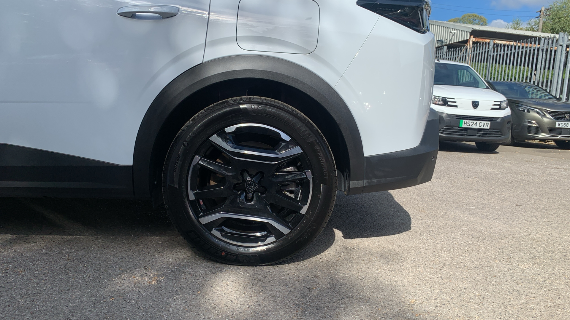 car image