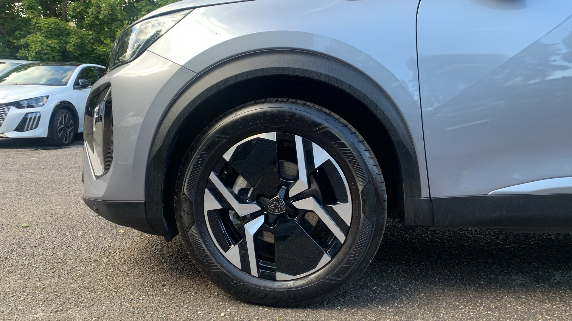 car image