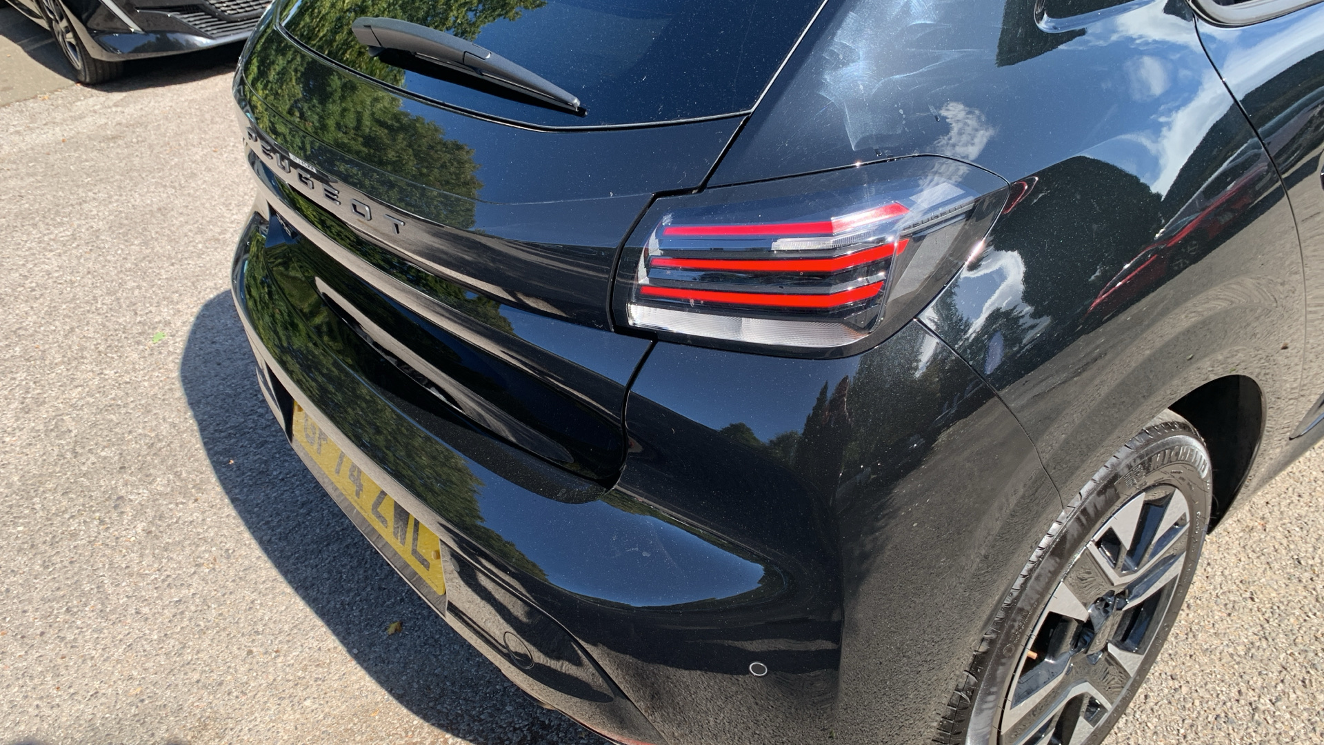car image