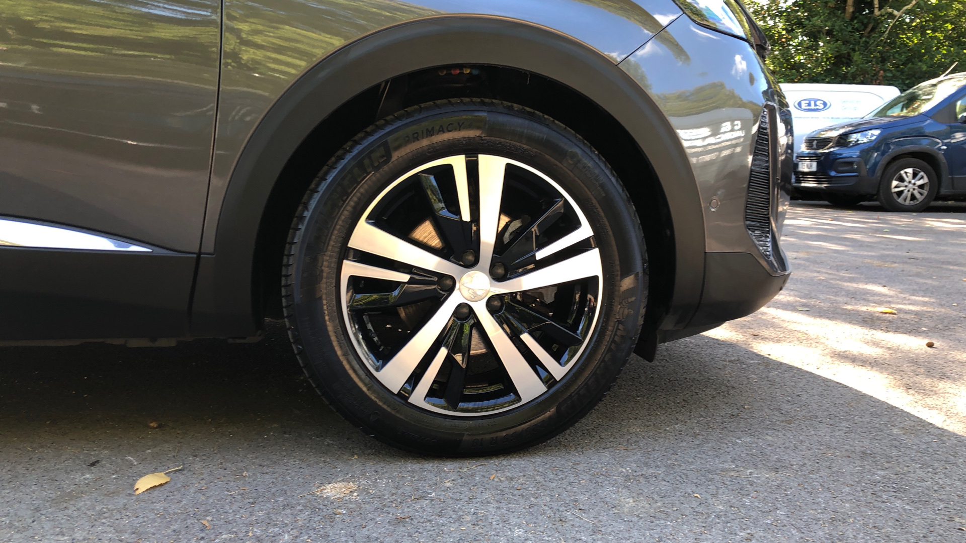 car image