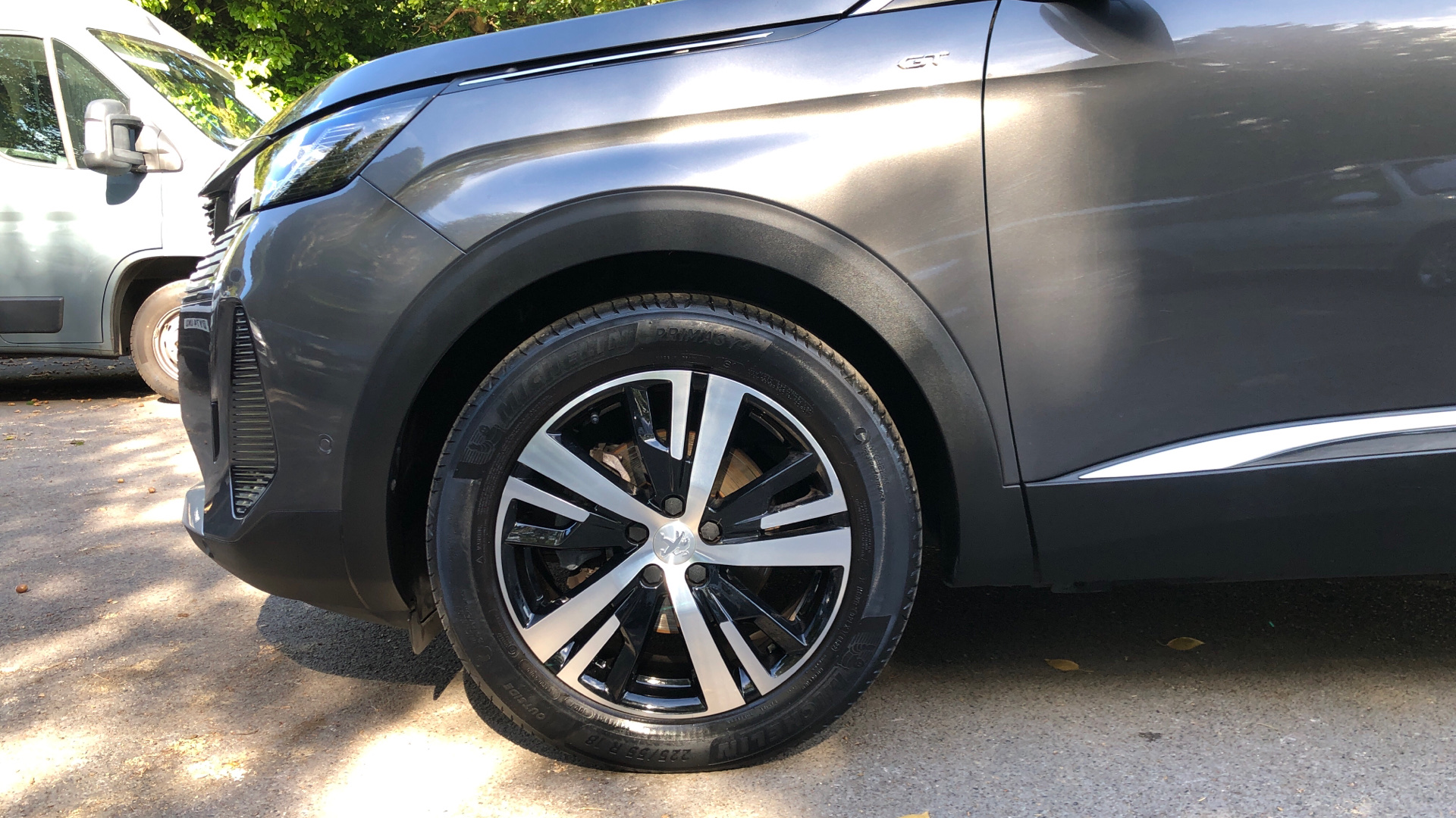 car image