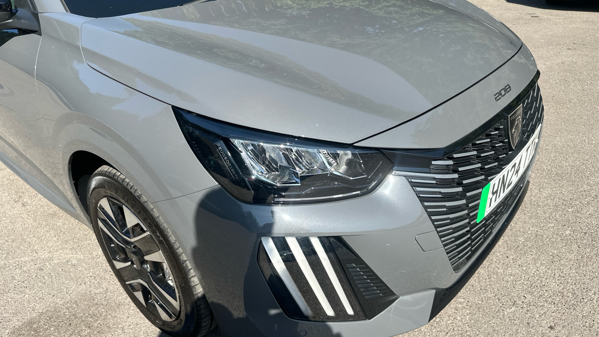 car image