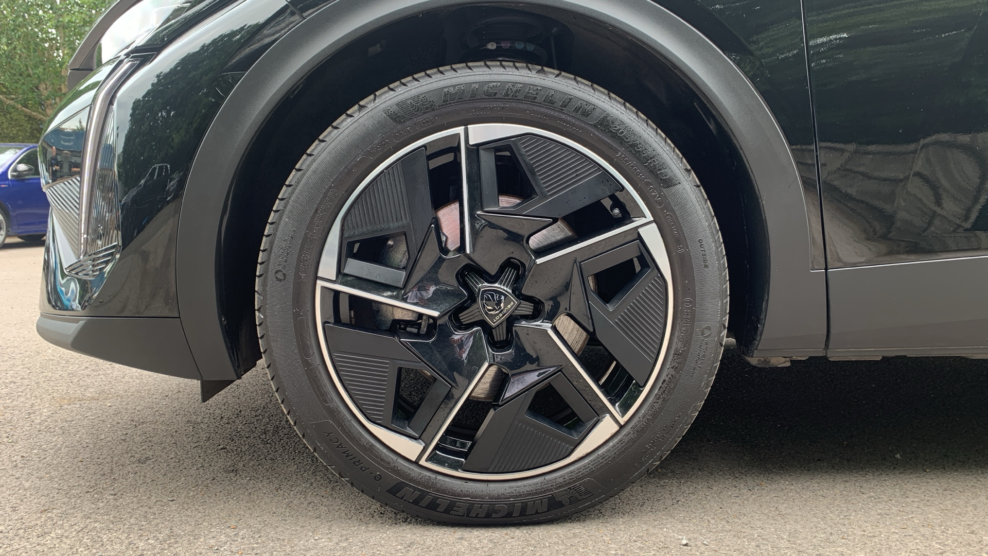 car image