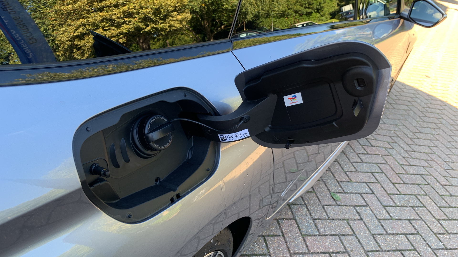 car image