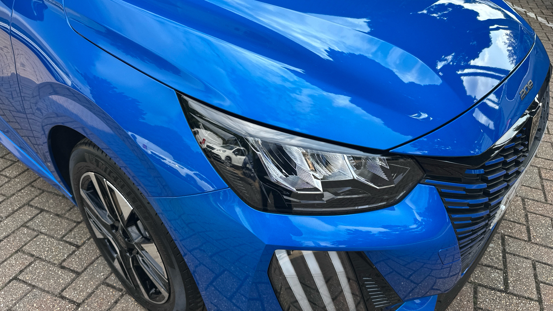 car image