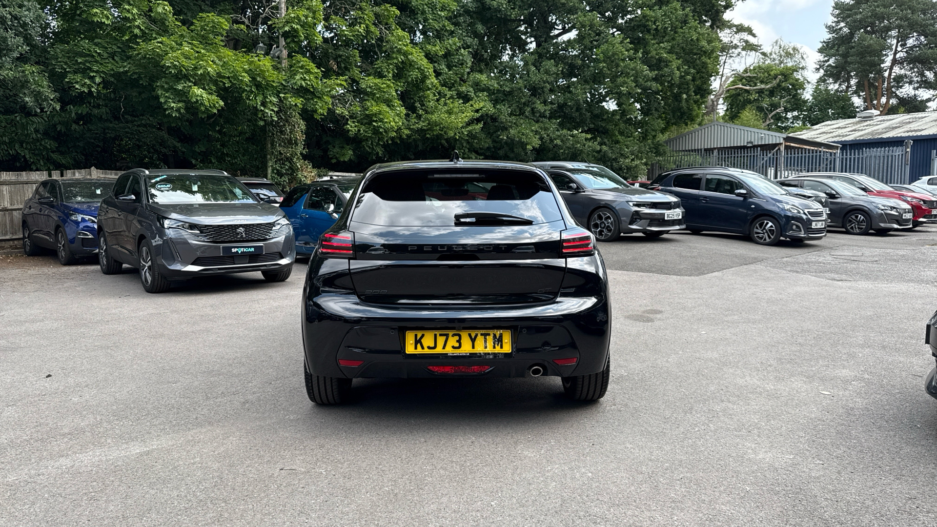car image
