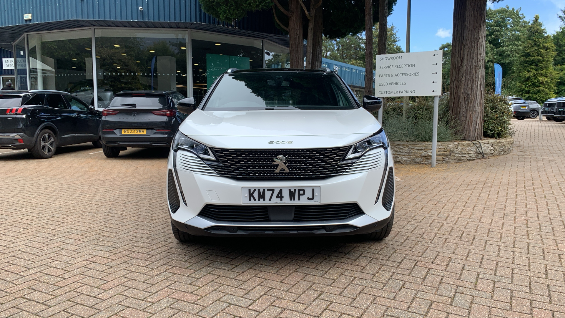 car image