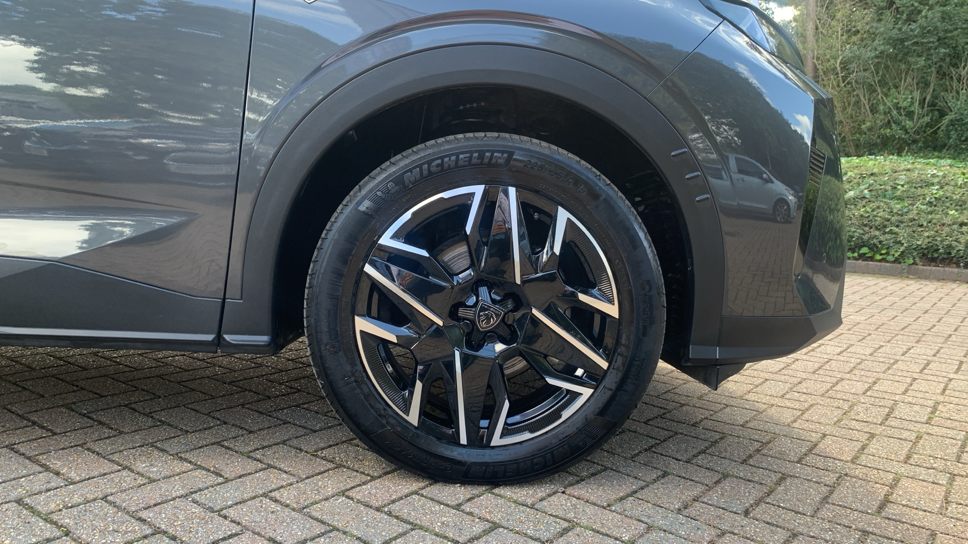 car image
