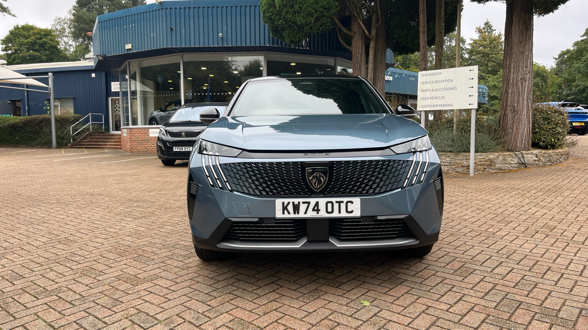 car image