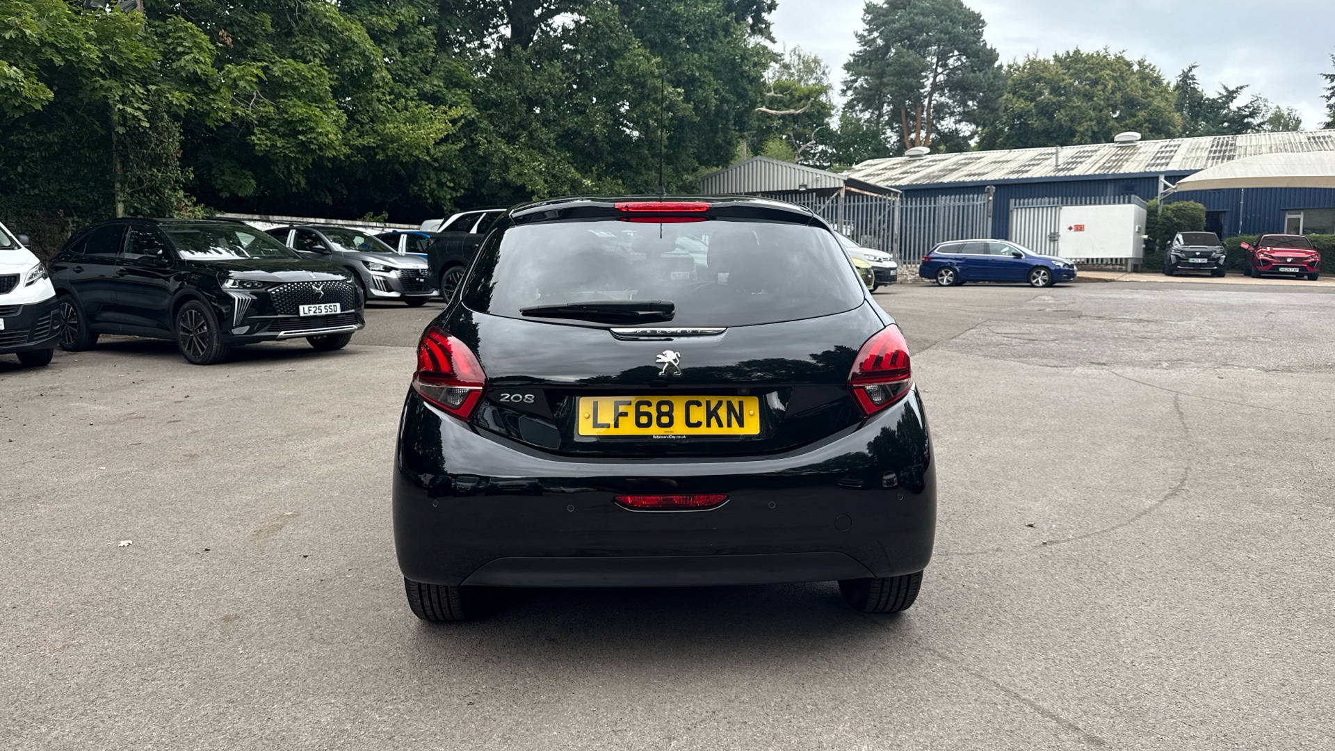car image