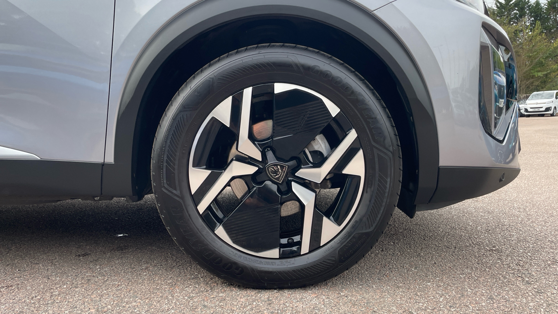 car image