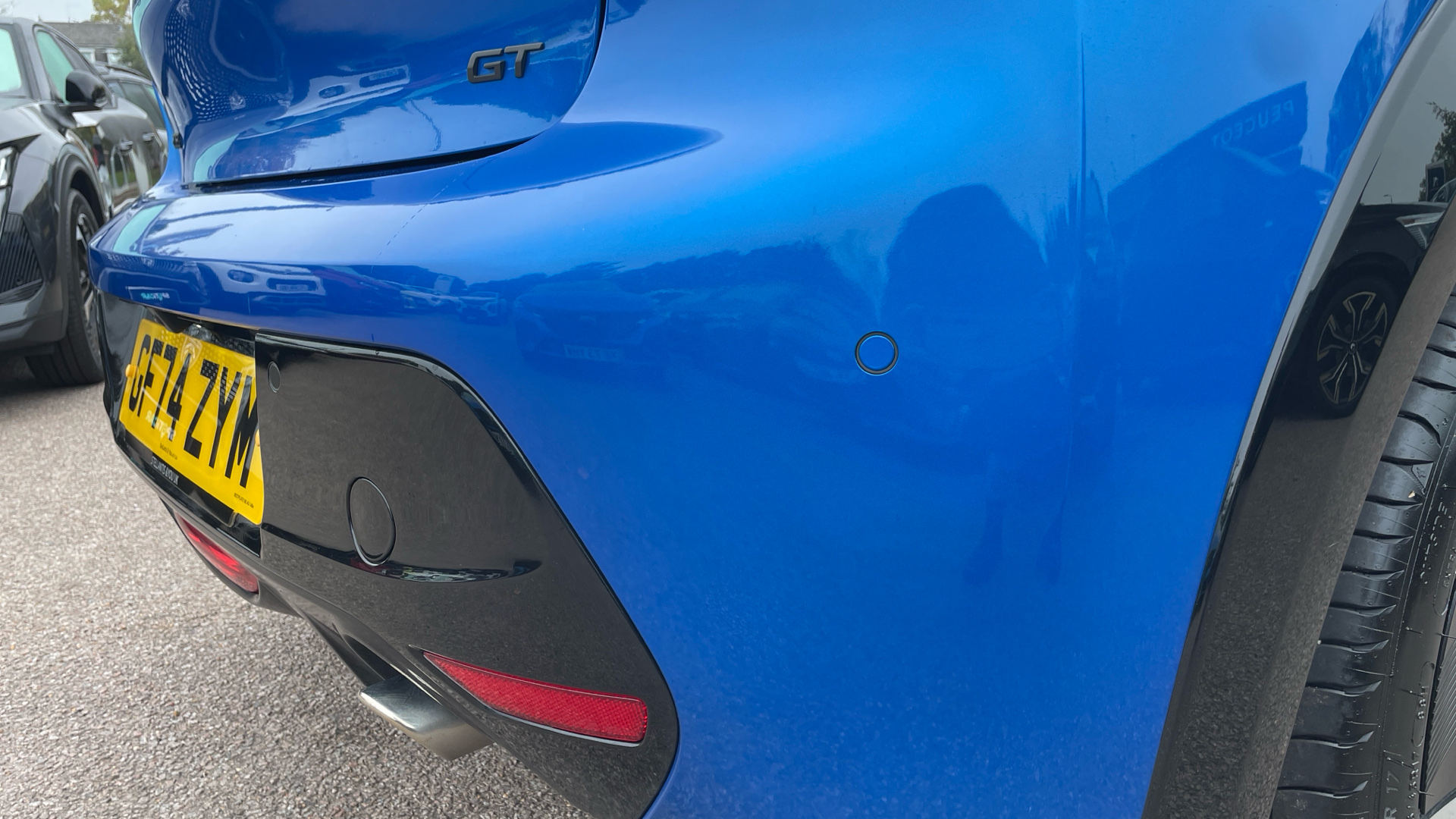 car image