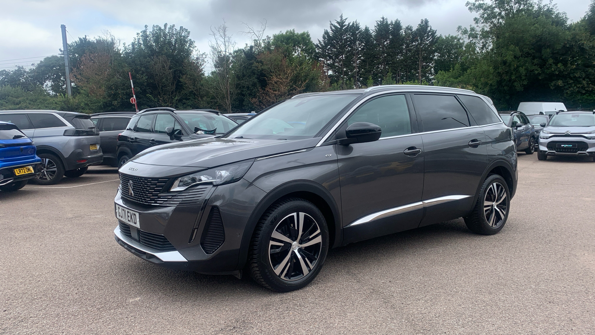 car image