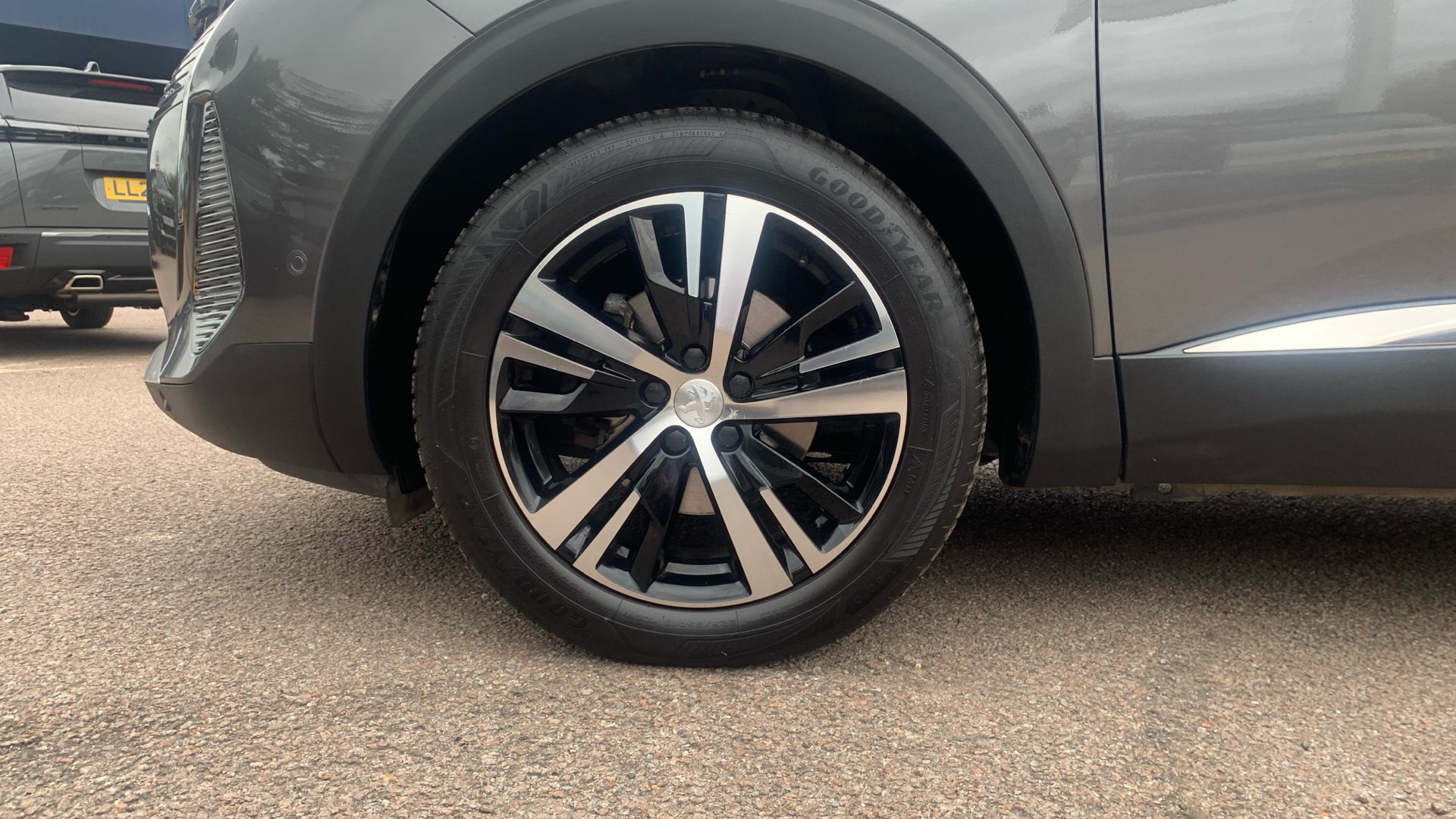 car image
